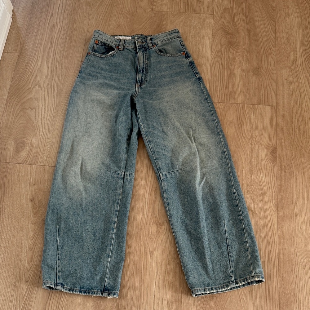 Blue Wide-Leg Jeans Barrel Jean